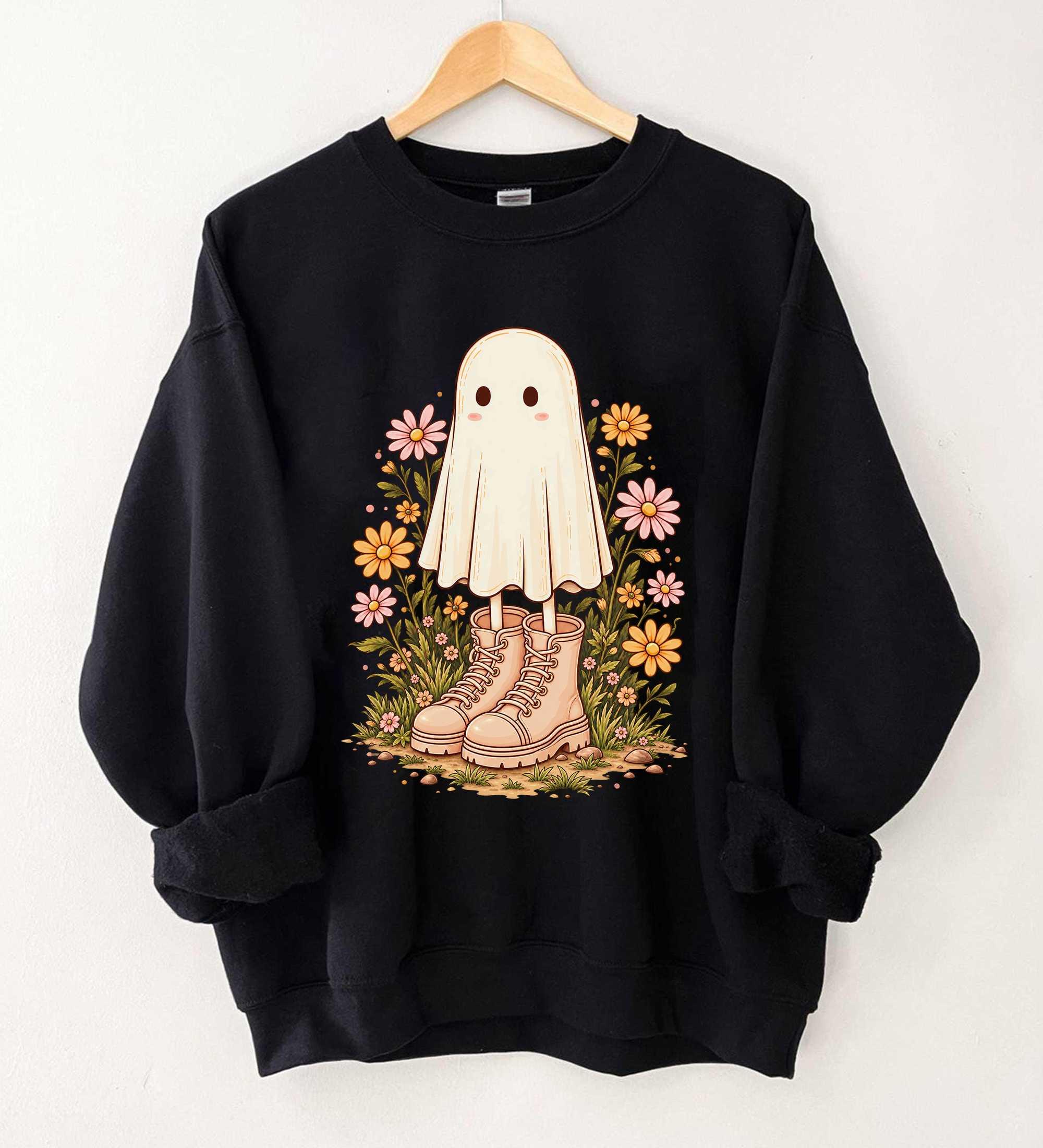 Cute Ghost Halloween Sweatshirt Boho Vintage Floral Fall Graphic Ghost Lover Gift